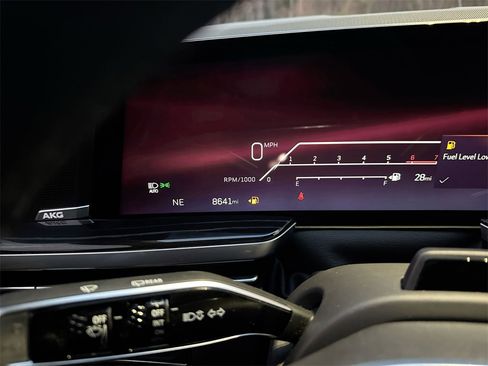 Used 2025 Cadillac Escalade Sport image 21