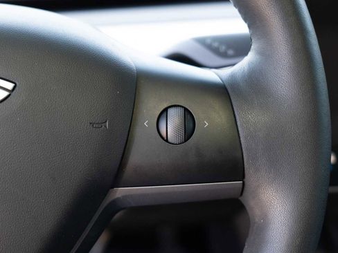 Used 2022 Tesla Model 3 Long Range image 13