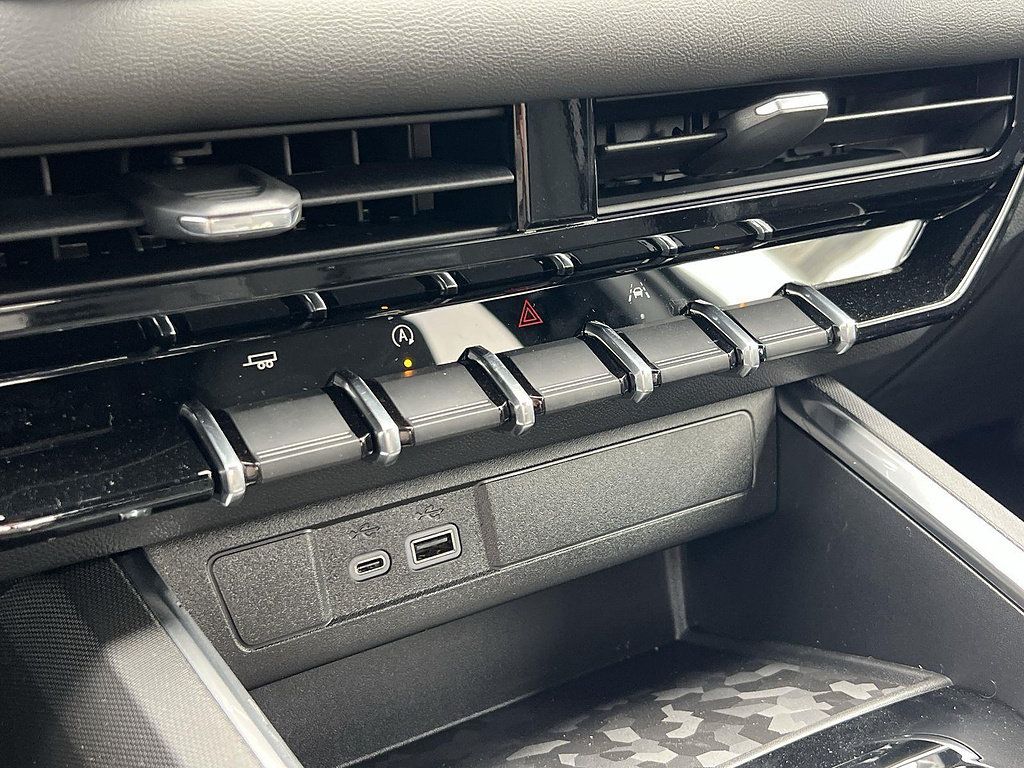 New 2026 GMC Canyon Elevation RWD image 20