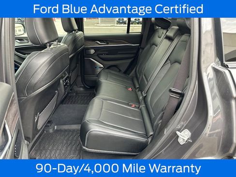 Used 2022 Jeep Grand Cherokee Overland image 15