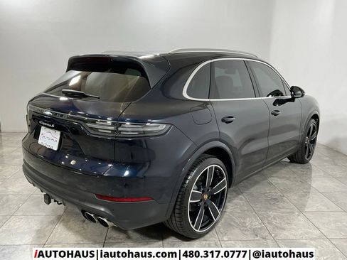 Used 2023 Porsche Cayenne S AWD/4WD image 6