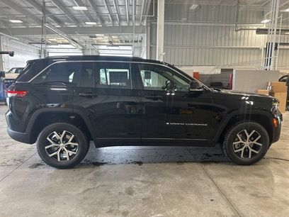 New 2025 Jeep Grand Cherokee Limited w/ Trailer Tow Package
