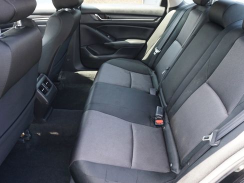 Used 2020 Honda Accord EX image 16
