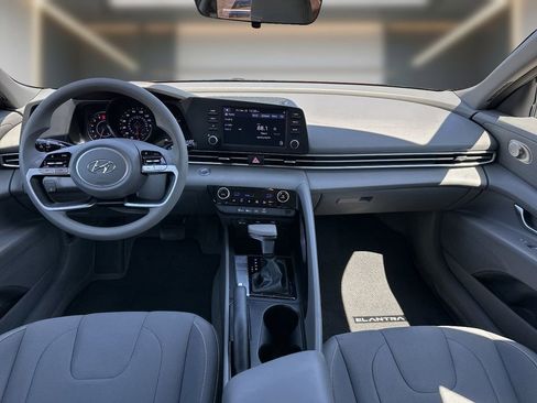 Certified 2023 Hyundai Elantra SEL image 11