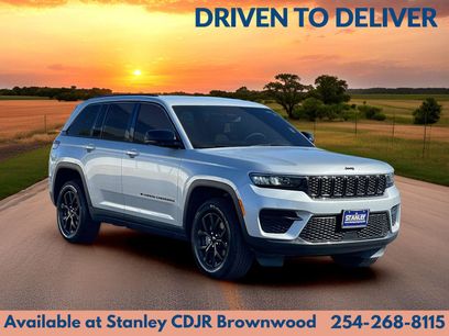 Used 2024 Jeep Grand Cherokee Altitude