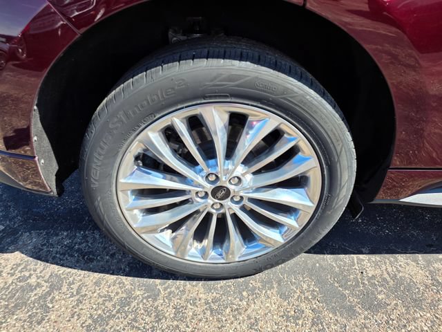 Used 2023 Ford Edge Titanium w/ Equipment Group 301A AWD/4WD image 9