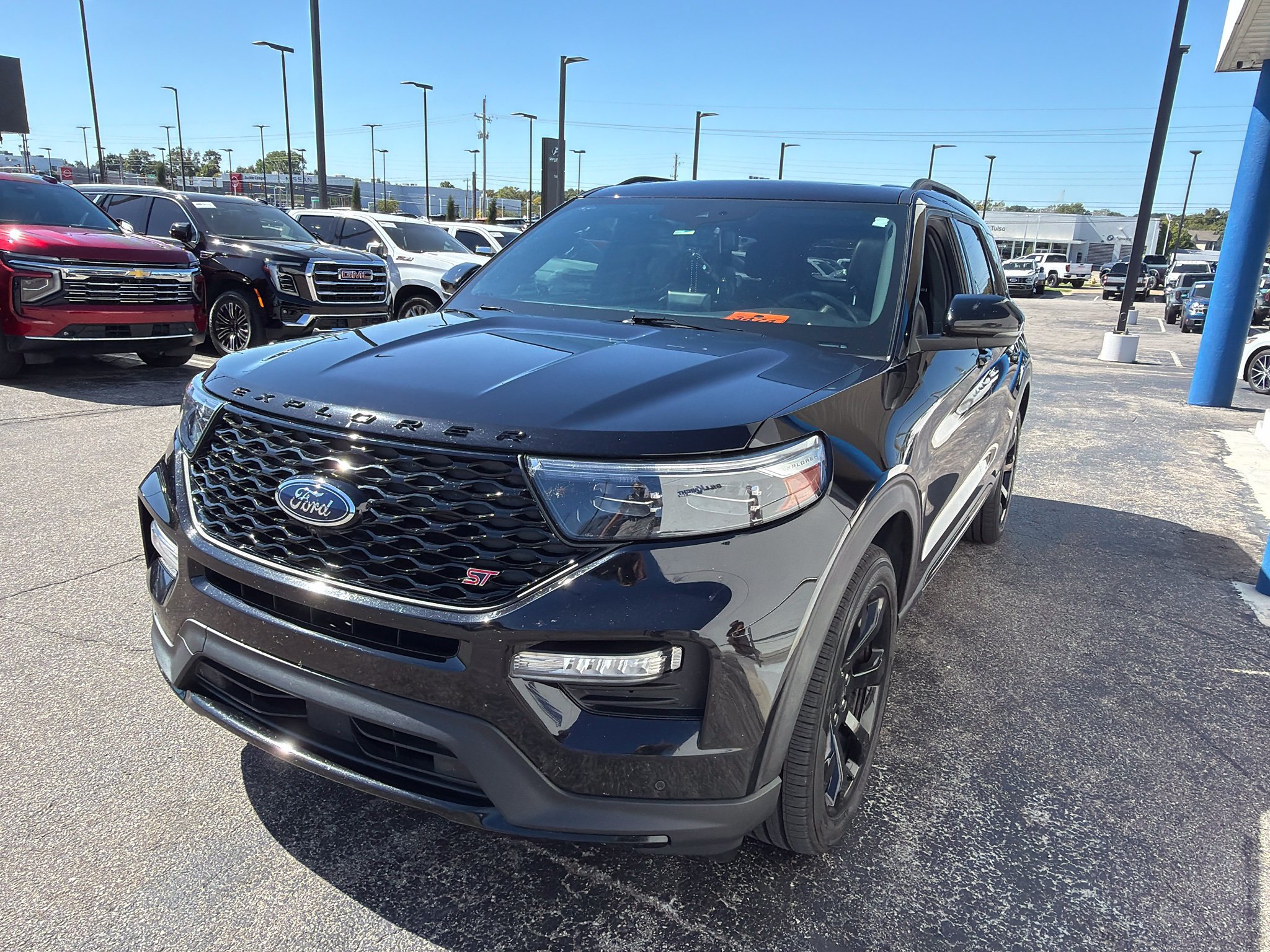 Certified 2023 Ford Explorer ST w/ Equipment Group 401A AWD/4WD image 1