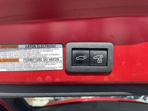 Used 2023 Toyota Corolla Cross XLE image 50