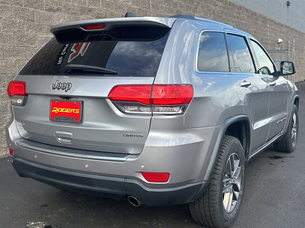 Used 2017 Jeep Grand Cherokee Limited AWD/4WD image 6
