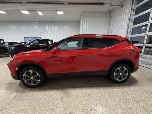 Used 2024 Chevrolet Blazer LT w/ Convenience Package FWD image 6
