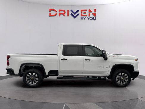 New 2026 Chevrolet Silverado 2500 Custom w/ Custom Value Package AWD/4WD image 6