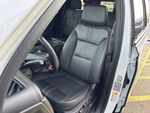 Used 2022 Chevrolet Tahoe RST w/ Sport Performance Package image 22