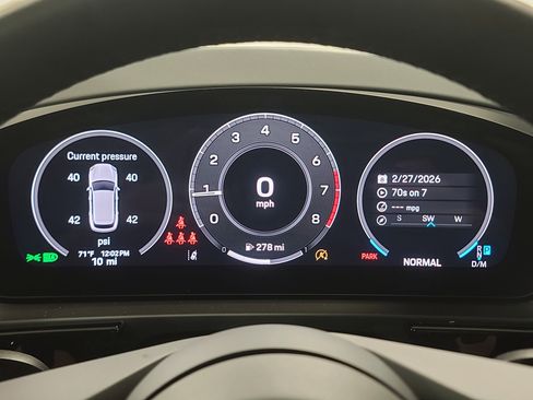 New 2026 Porsche Cayenne image 19