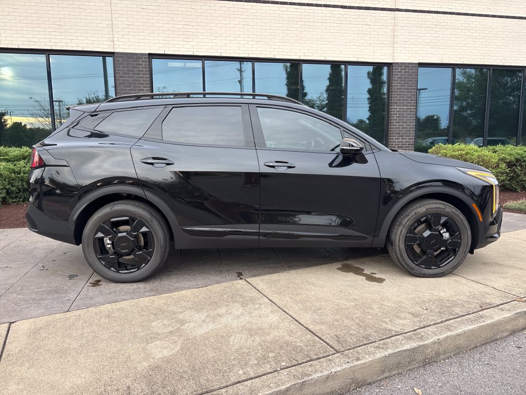 Used 2027 Kia Sportage X-Line AWD/4WD image 4