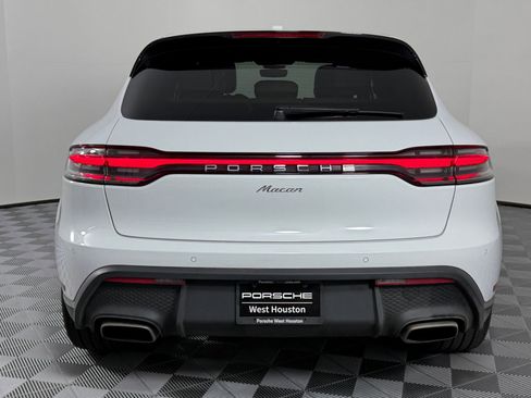 New 2025 Porsche Macan image 10