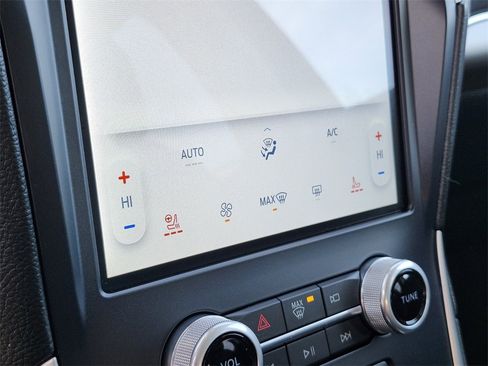 Certified 2022 Ford Edge SEL w/ Convenience Package image 23