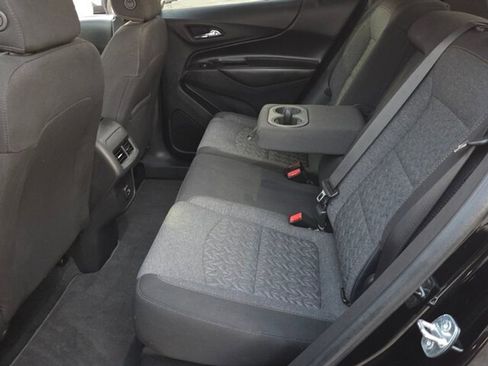 Used 2022 Chevrolet Equinox LT image 8