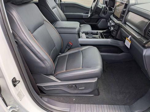 New 2026 Ford F250 Lariat w/ Black Appearance Package AWD/4WD image 21