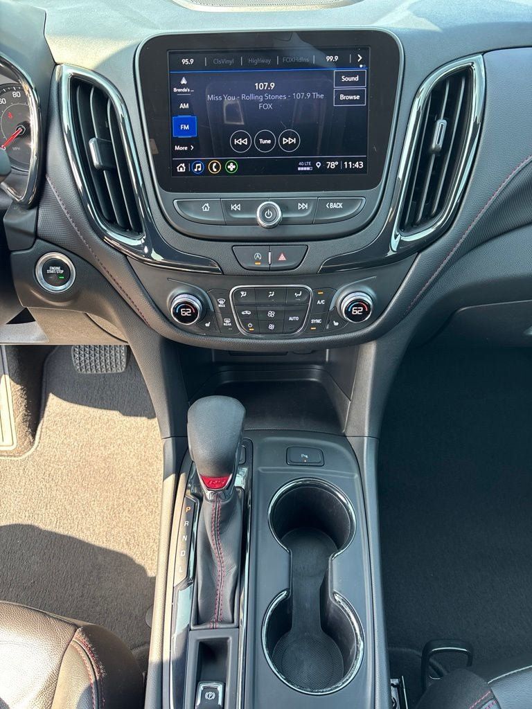 Used 2023 Chevrolet Equinox RS w/ RS Leather Package AWD/4WD image 17