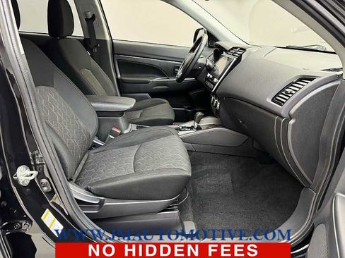 Used 2025 Mitsubishi Outlander Sport LE AWD/4WD image 19