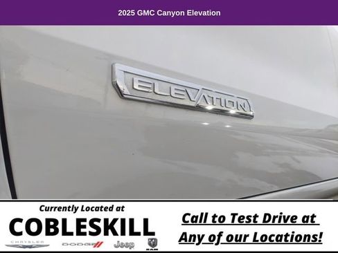 Used 2025 GMC Canyon Elevation w/ Convenience Package image 33