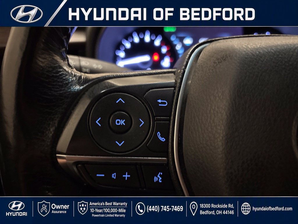 Used 2019 Toyota Avalon XLE w/ Moonroof Package FWD image 18
