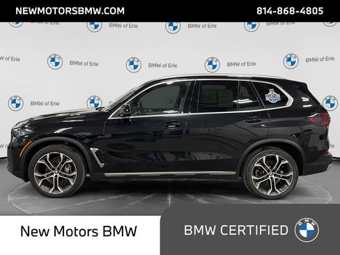 Certified 2024 BMW X5 xDrive40i w/ Premium Package AWD/4WD image 2