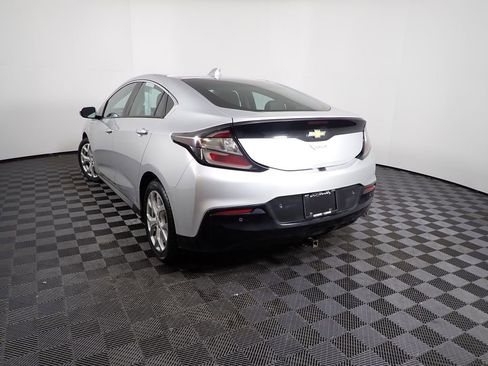 Used 2018 Chevrolet Volt Premier w/ Driver Confidence Package image 11