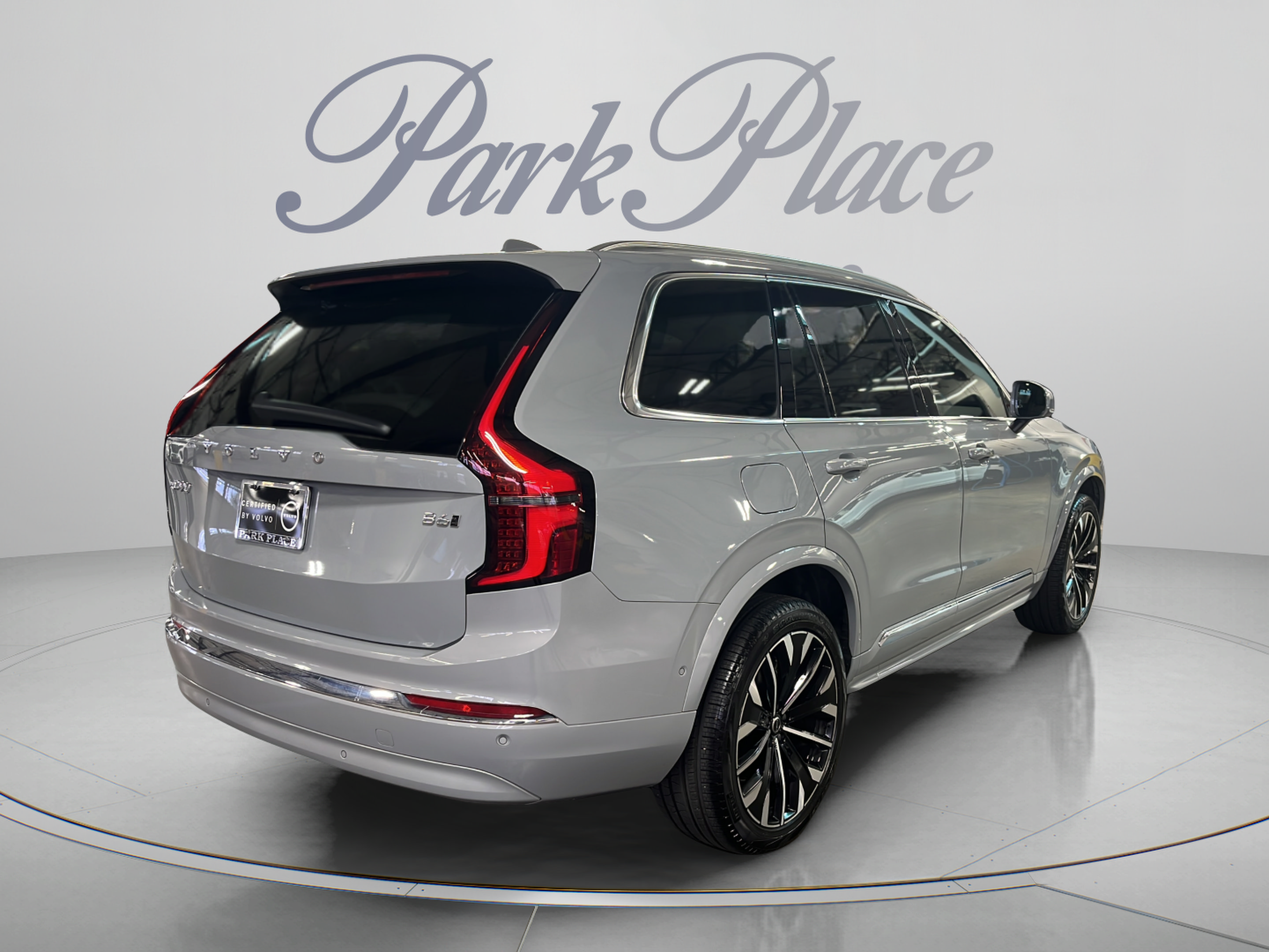 Certified 2026 Volvo XC90 B6 Ultra w/ Protection Package AWD/4WD image 6