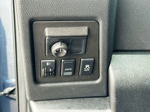 Used 2013 Nissan Rogue SL image 6