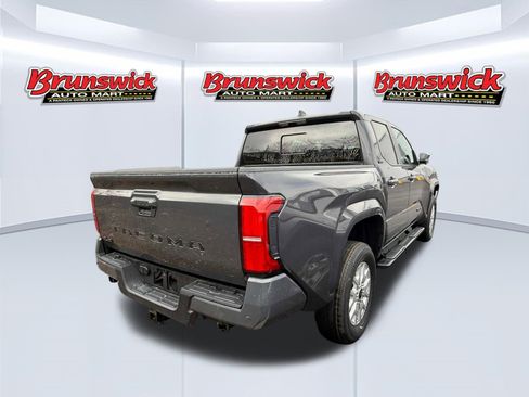 New 2026 Toyota Tacoma SR5 image 4