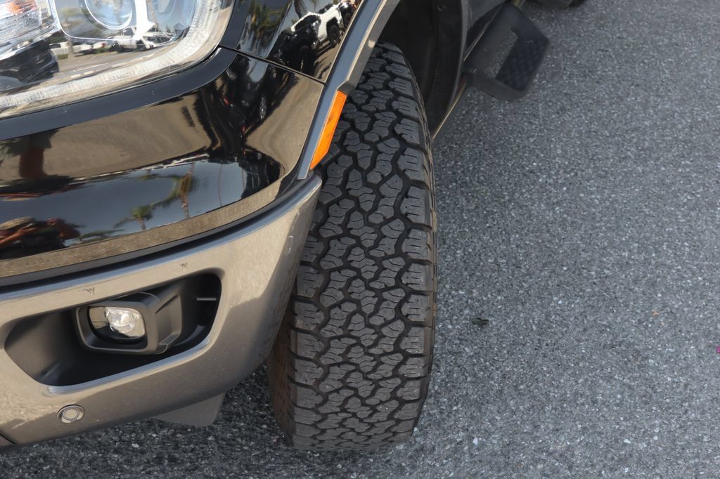 Used 2022 Ford Ranger Lariat w/ Tremor Off-Road Package AWD/4WD image 49