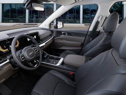 New 2026 Kia Carnival image 17