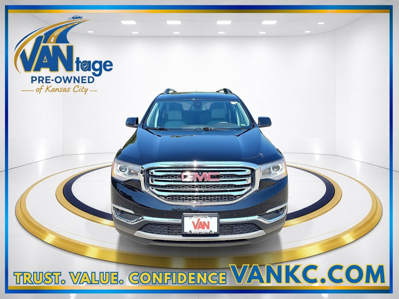 Used 2017 GMC Acadia SLT AWD/4WD image 2