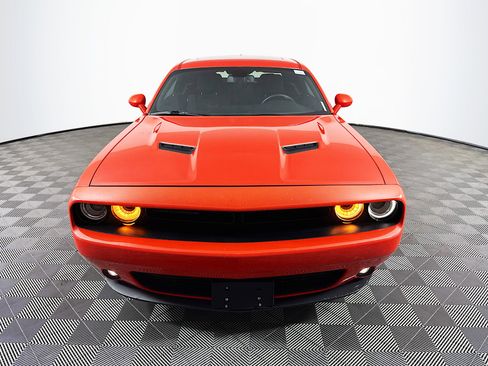 Used 2018 Dodge Challenger SXT w/ Blacktop Package image 2