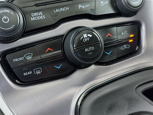 Used 2020 Dodge Challenger R/T Scat Pack w/ Scat Pack Stripe RWD image 14