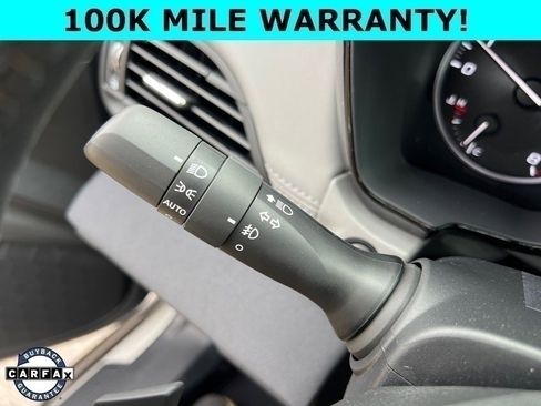 Used 2025 Subaru Outback Premium image 23