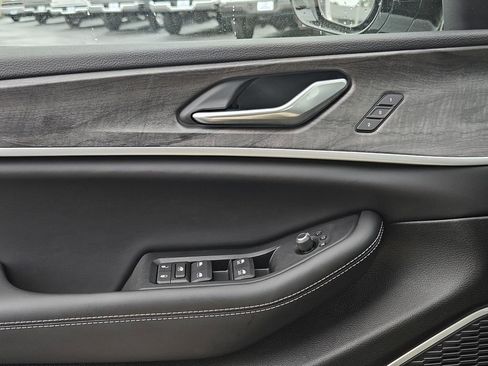 New 2026 Jeep Grand Cherokee Limited RWD image 26