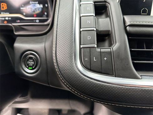 Used 2023 GMC Yukon SLT image 25