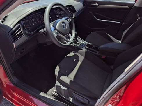 Used 2019 Volkswagen Jetta S FWD image 9