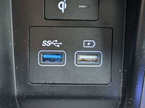 Used 2024 Genesis GV80 2.5T AWD/4WD image 25