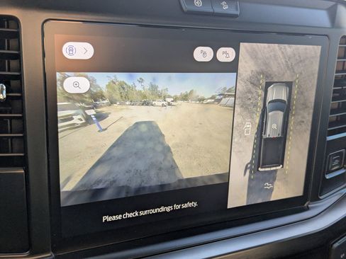 New 2026 Ford F250 Lariat w/ Black Appearance Package image 23