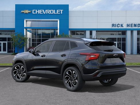 New 2026 Chevrolet Trax RS FWD image 5