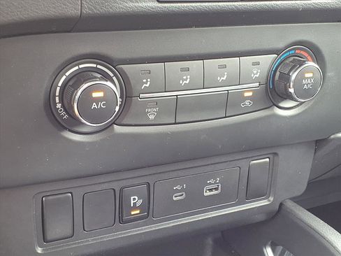 Used 2022 Nissan Frontier S w/ Technology Package image 7