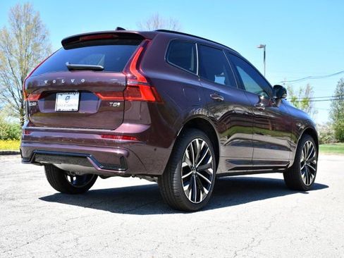 New 2026 Volvo XC60 T8 Ultra w/ Protection Package Premier AWD/4WD image 7