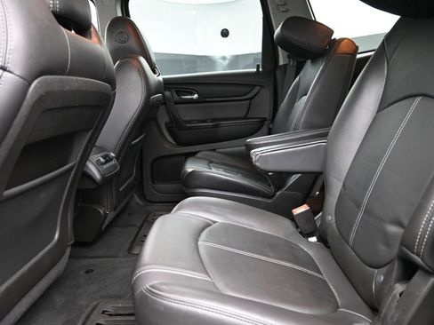 Used 2017 Chevrolet Traverse LT AWD/4WD image 12