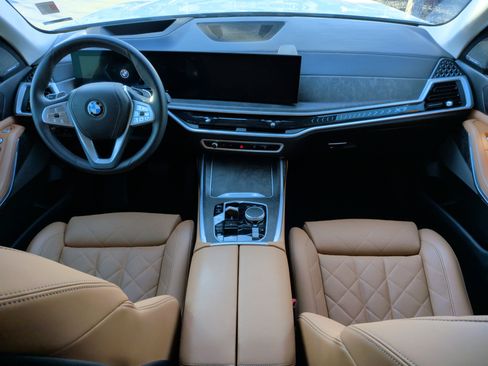 Certified 2023 BMW X7 xDrive40i w/ Premium Package image 32