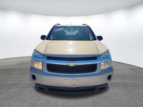 Used 2009 Chevrolet Equinox LS image 2