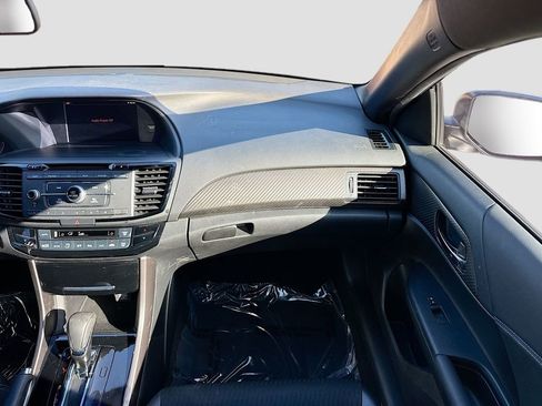 Used 2017 Honda Accord Sport image 17