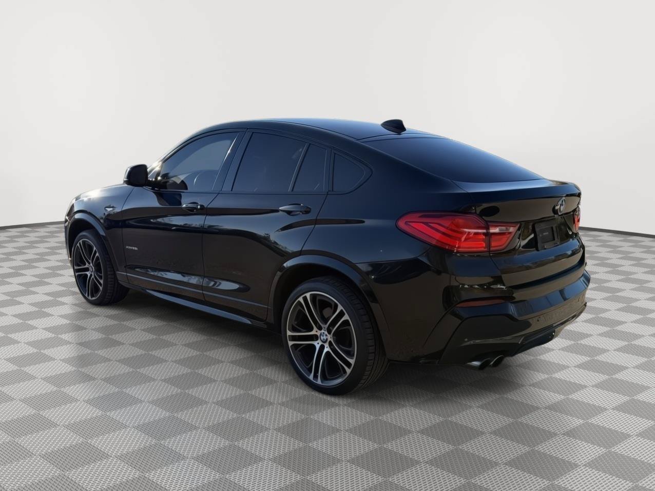 Used 2018 BMW X4 xDrive28i AWD/4WD image 4